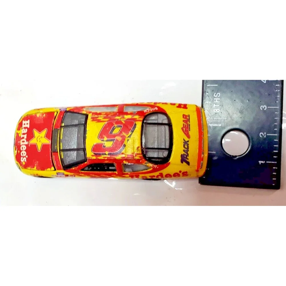 1999 Jeff Burton #9 Hardee’s Racing 1:64 Diecast Car – Loose –NASCAR Collectible